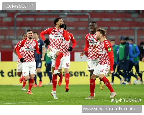 卡利亚里主场失守，多特蒙德重返胜轨：一场意甲与德甲豪强的碰撞，谁是最终的胜利者？